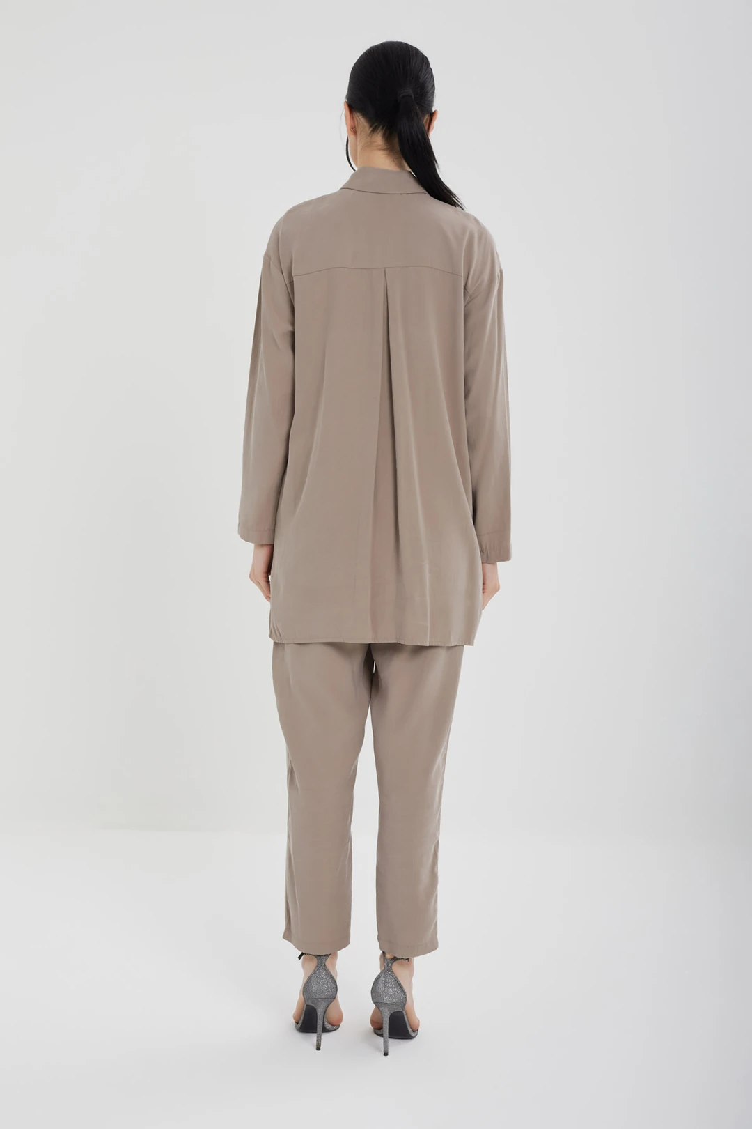 Taş Detaylı Pantolonlu Takım - Camel