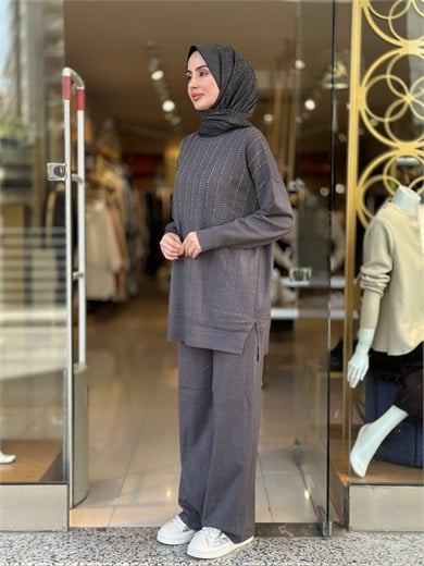 Taş Detaylı Triko Takım - Gri