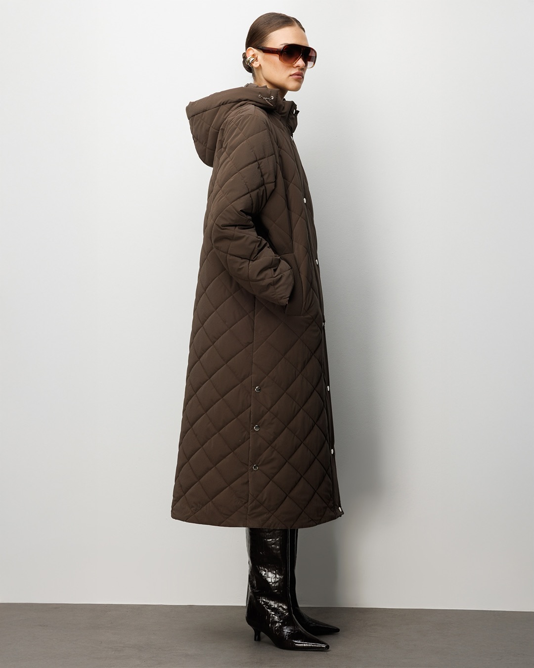 Yanları Düğmeli Şişme Mont - Kahverengi