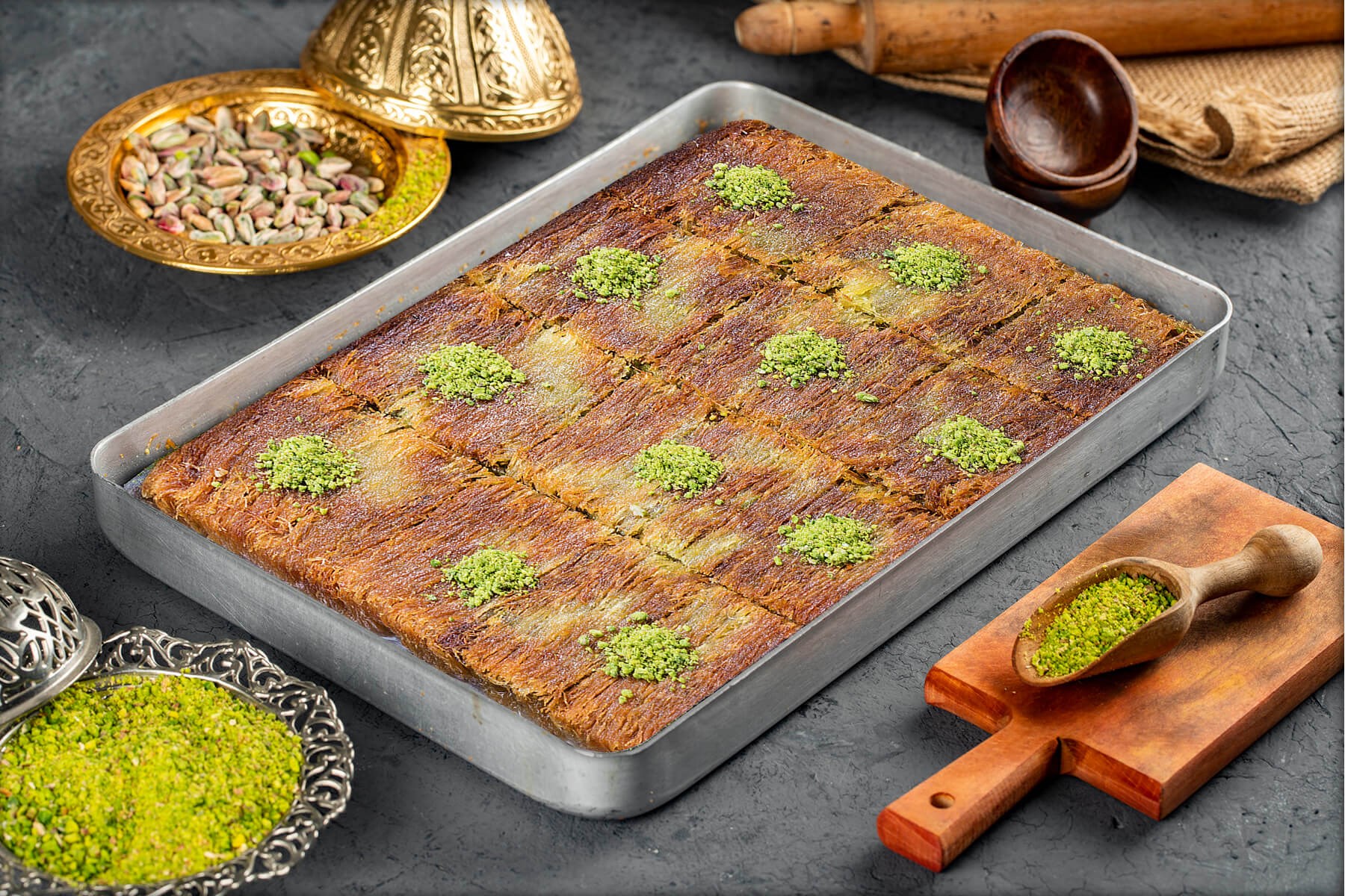 Kaymaklı Fıstıklı Kadayıf (Tepsi)