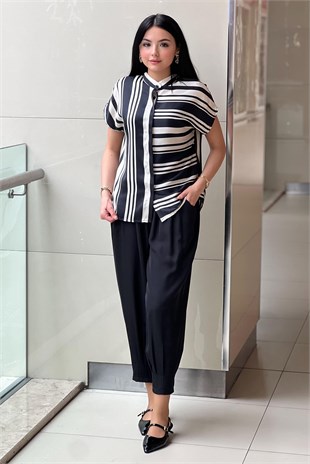 On Fashion Yarısı Dikey Yarısı Yatay Çizgili Kolsuz Bluz