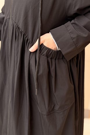Ghisa Kapşonlu Bel Büzgülü Torba Cepli Önden Fermuarlı Kap