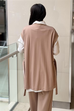 Nurcan Çetin Yaka Yarım Fermuarlı Kolsuz Tunik Gömlek Pantolon 3Lü Set Takım