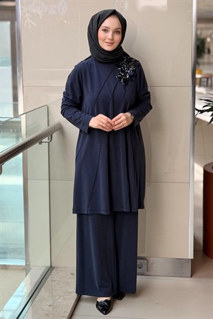 Nurcan Çetin Omuzu Payet İşli Nervürlü Tunik Pantolon Takım