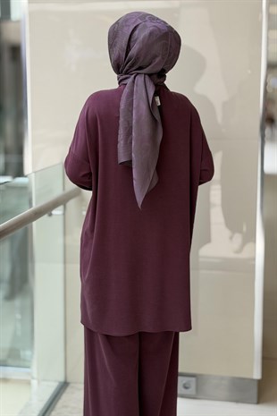 Nurcan Çetin Göğsü İşlemeli Nervür Detaylı Tunik Pantolon Takım