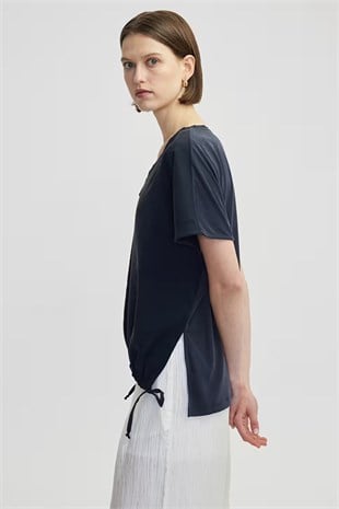 İpekyol Ayarlanabilir Etek Uçlu T-Shirt
