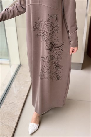 Nurcan Çetin Çiçek Desenli Elbise