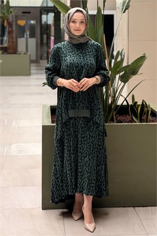 Nurcan Çetin Leoper Desenli Tunik Etek Takım