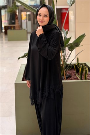 Nurcan Çetin Tunik Altı Güpürlü Bol Pantolonlu Takım