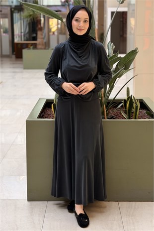Nurcan Çetin Degaje Yaka Önü Büzgü Desenli Tunik Etek Takım