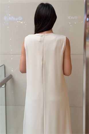 White Corner İthal Krep Kolsuz İçlik Elbise