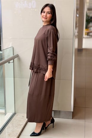 Nurcan Çetin Önü Bağcıklı Garnili Tunik Etek Takım