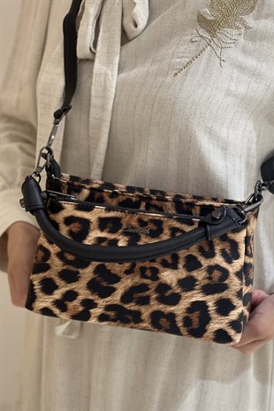 Mahal Bags Dört Fermuarlı Çapraz Çanta