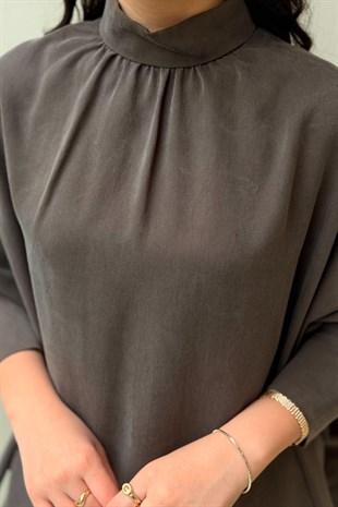 Ghisa Yarasa Kol Önü Kısa Arkası Uzun Tunik Pantolon Takım