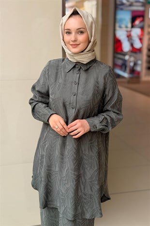 Nurcan Çetin Kendinden Yaprak Desenli Tunik Pantolon Takım