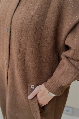Ghisa Su Yolu Taş İşlemeli Önden Çıtçıtlı Kaban