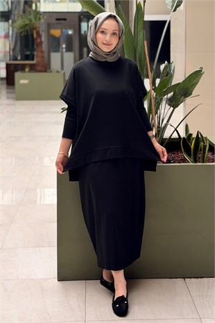 Nurcan Çetin Piliseli Kolsuz Tunik İçlik Etek 3lü Takım