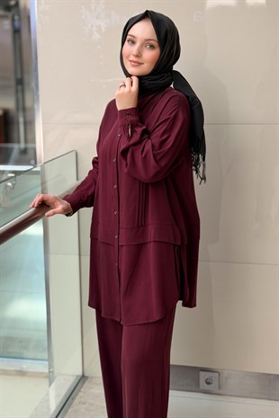 Nurcan Çetin Nervür Detaylı Oval Yırtmaçlı Gömlek Pantolon Takım