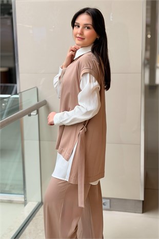 Nurcan Çetin Yaka Yarım Fermuarlı Kolsuz Tunik Gömlek Pantolon 3Lü Set Takım