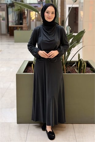 Nurcan Çetin Degaje Yaka Önü Büzgü Desenli Tunik Etek Takım