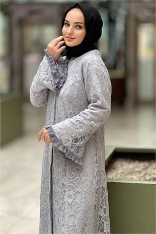 Gizay Kolları Ve Etek Ucu Fırfırlı Güpür Ferace