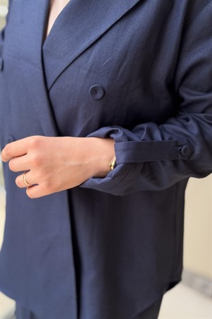 Kahma Kruvaze Yaka Kolları Apoletli Ceket Pantolon Takım
