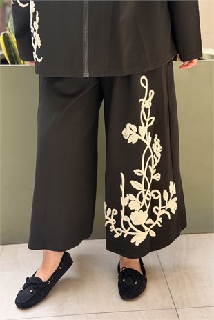 Ghisa Çiçek Nakış İşlemeli Ceket Pantolon Takım