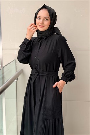 Nurcan Çetin Nakış Detaylı Kuşaklı Cotton Elbise