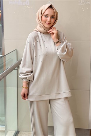 Nuss Omuzu Serpme Taşlı Tunik Pantolon Takım