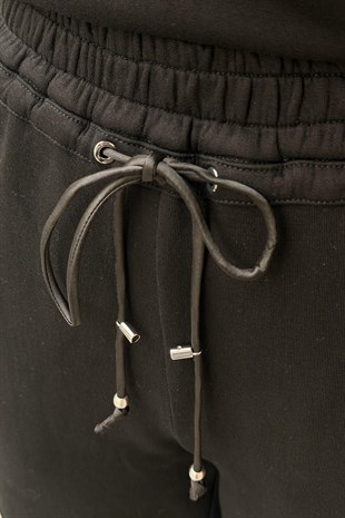 Twist Metal Aksesuarlı Eşofman Altı Pantolon