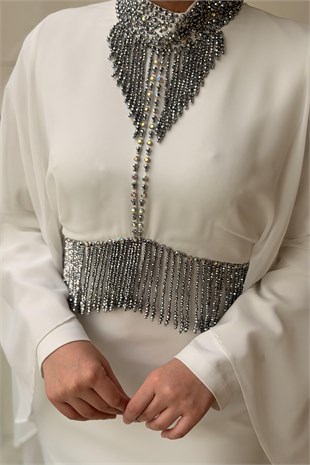 White Corner Pelerin Detaylı Zincir Taşlı Abiye