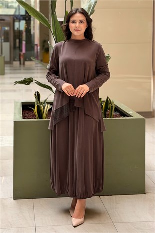 Nurcan ÇetinKumaş Mix Önü Kısa Arkası Uzun Tunik Etek Takım