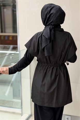 Nurcan Çetin Yakası Stoperli Önden Fermuarlı Paraşüt Yelek Tunik Pantolon 3Lü Takım