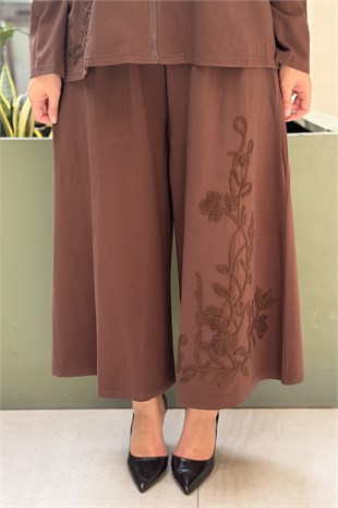 Ghisa Çiçek Nakış İşlemeli Ceket Pantolon Takım