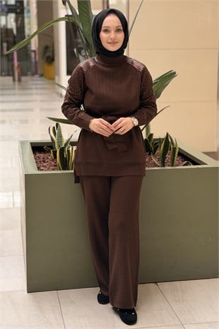 Fuat Gürşen Kolları Pul Payet İşlemeli Tunik Pantolon Triko Takım