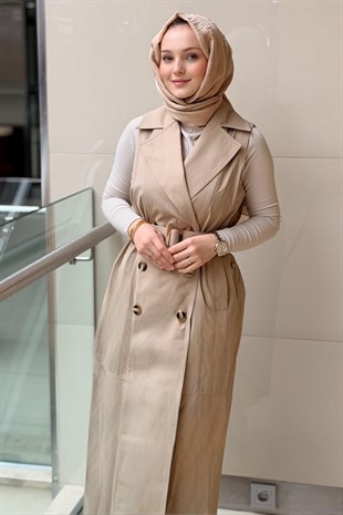 Nurcan Çetin Kruvaze Yaka Kuşaklı Kolsuz Trençkot