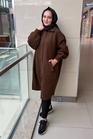 Ghisa Su Yolu Taş İşlemeli Önden Çıtçıtlı Kaban