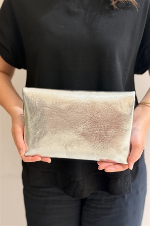 Mahal Bags Mıknatıs Kapaklı Fermuarlı Çapraz Zincirli Clutch Çanta
