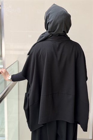 Ghisa Kruvaze Yaka Dikiş Detaylı Kolsuz Ceket Geniş Paça Pantolonlu Takım