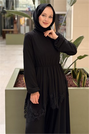 Nurcan Çetin Tunik Bel Büzgülü Altı Güpürlü Bol Pantolonlu Takım