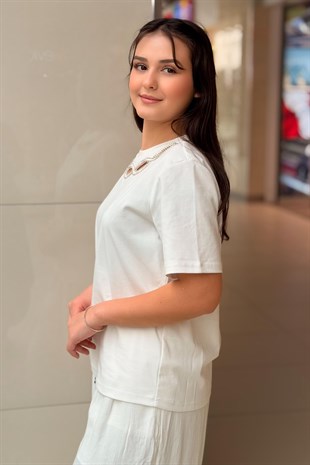 İpekyol Strass Taş İşlemeli Cutout Tişört