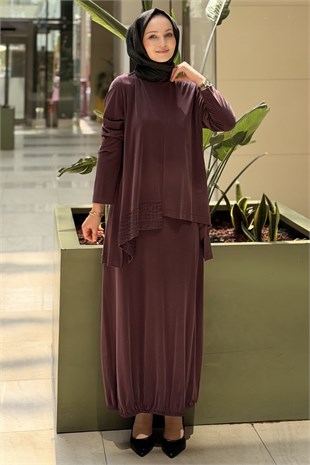 Nurcan ÇetinKumaş Mix Önü Kısa Arkası Uzun Tunik Etek Takım