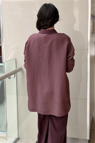 Tığ Triko Fermuarı Kontrast Biyeli Charm Aksesuarlı Pantolonlu Takım