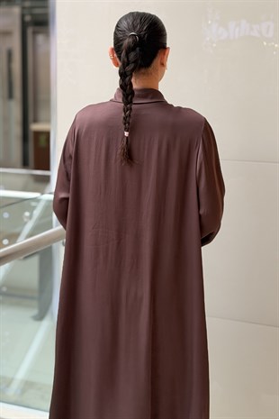 Nurcan Çetin Yakası Pul Boncuk İşlemeli Uzun Gömlek Pantolon Takım