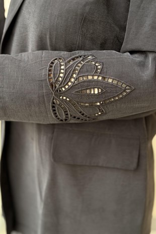 Kahma Arkası Ve Kolu Lazer Kesim Detaylı Ceket Pantolon Takım
