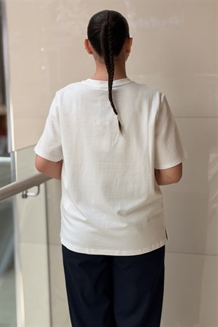 İpekyol Floral Nakışlı Püsküllü Tişört