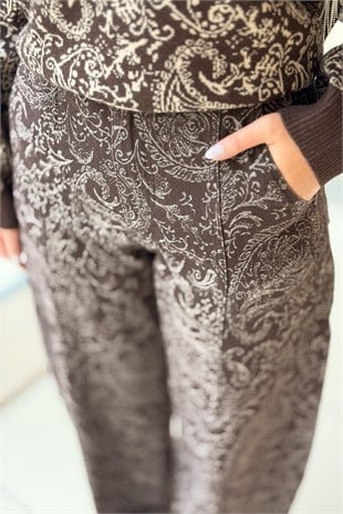 Twist Jakarlı Barrel Fit Pantolon