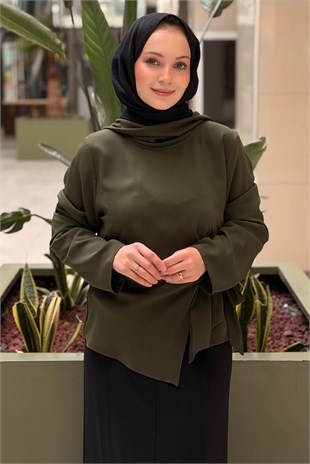 Ghisa Degaje Yaka Bel Bağlı Tunik