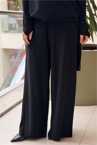 Missdalida Yanı Balık Sırtı Detaylı Bol Pantolon