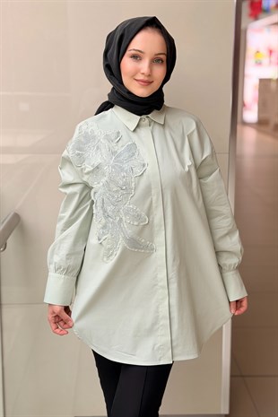 Ghisa Yakası Çiçek İşlemeli Pamuk Gömlek